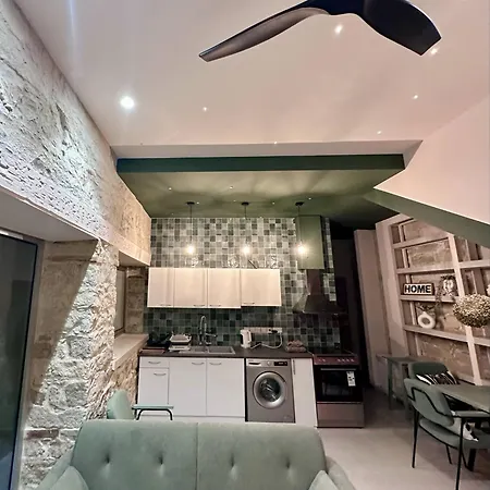 Appartement Mavrommati Luxury No2 *